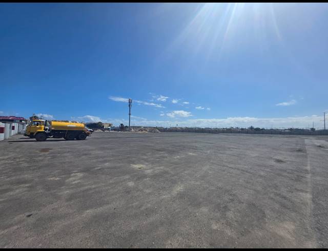 10,000M² INDUSTRIAL YARD TO LET IN STRAND INDUSTRIA